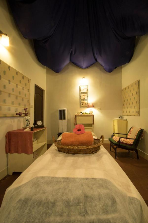 Red Earth Kabini Begūr Екстериор снимка