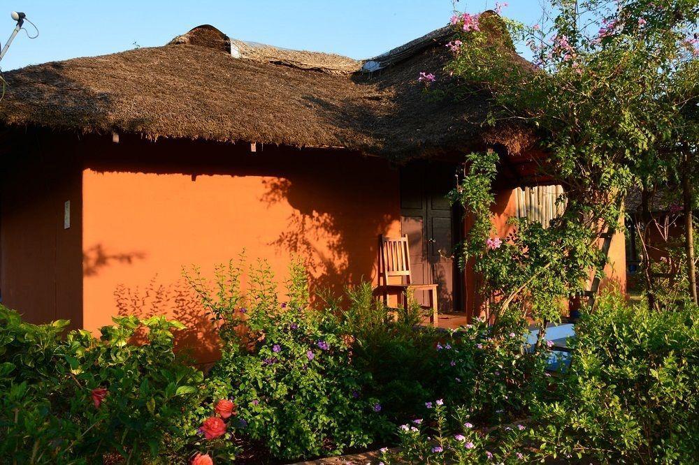 Red Earth Kabini Begūr Екстериор снимка